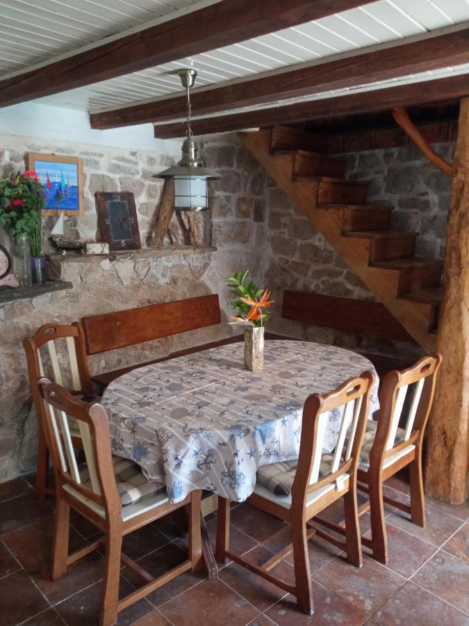 Holiday Home - Pavenka Donje Selo na Šolti Exterior foto